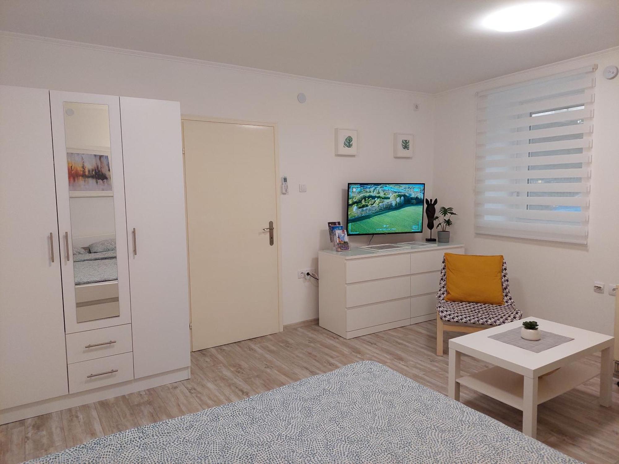 Street Apartment スボティツァ エクステリア 写真